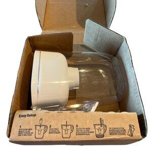 Brita Metro Water Filter Pitcher Bright White w/ SmartLight Indicator -No Filter